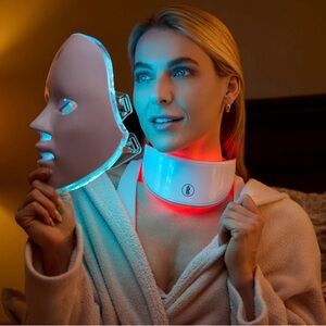 RegenaLight LED Wireless 7 Color Light Skincare Therapy Mask And Neck Mask
